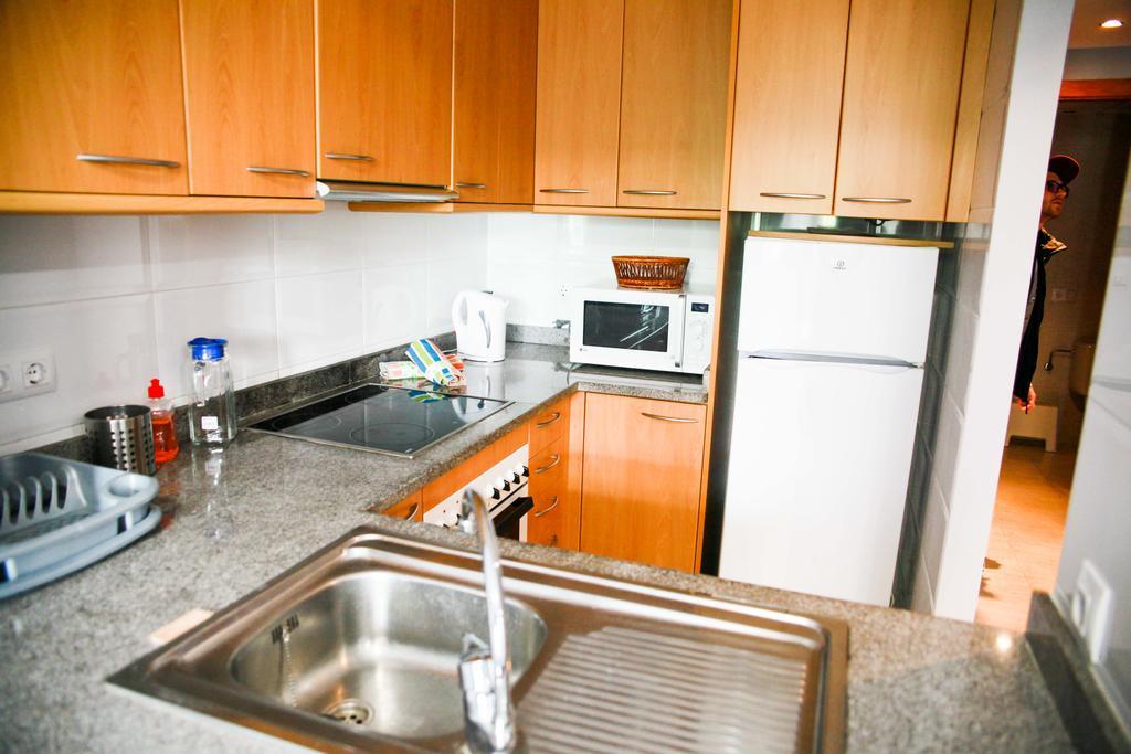 Apartments Beach Club Лорет де Мар Екстериор снимка