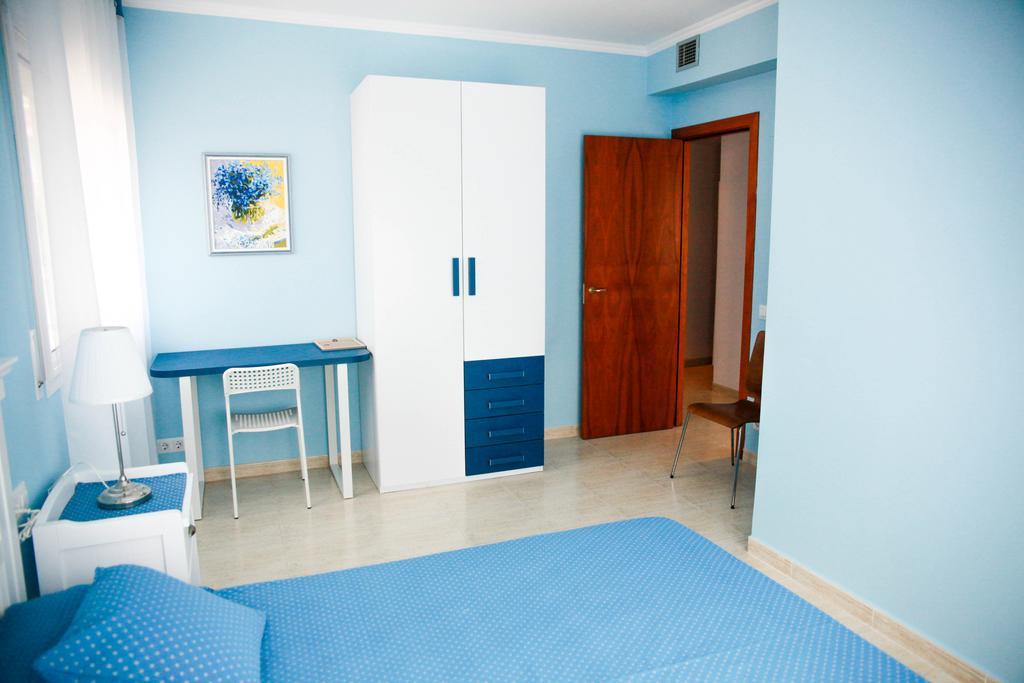 Apartments Beach Club Лорет де Мар Екстериор снимка